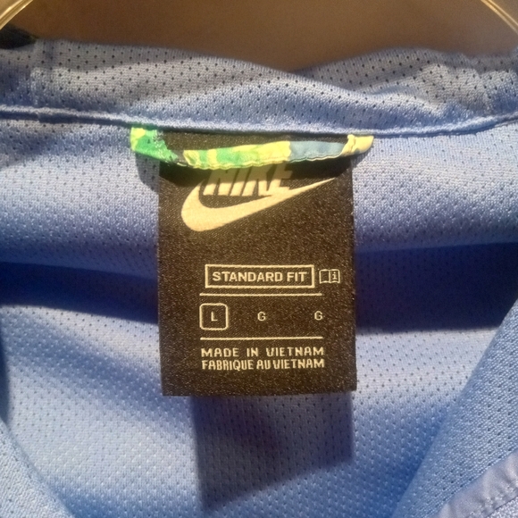 NIKE KIDS GIRLS WIND RUNNER BLUE FLORAL HOODED ZIP JACKET SZ.L - Picture 4 of 6